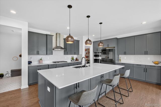 20983 Calabrese Drive, Lyon Charter Township, MI 48178
