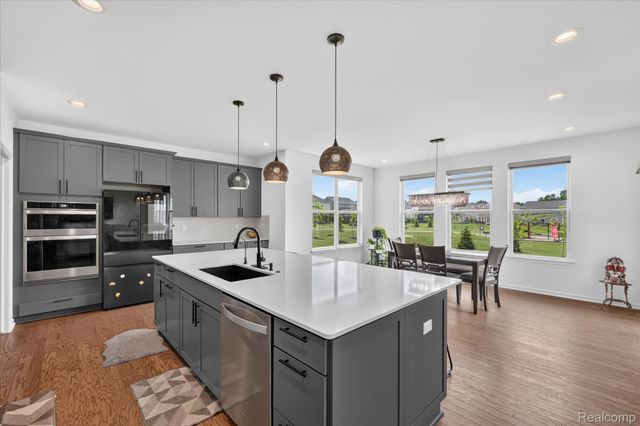 20983 Calabrese Drive, Lyon Charter Township, MI 48178