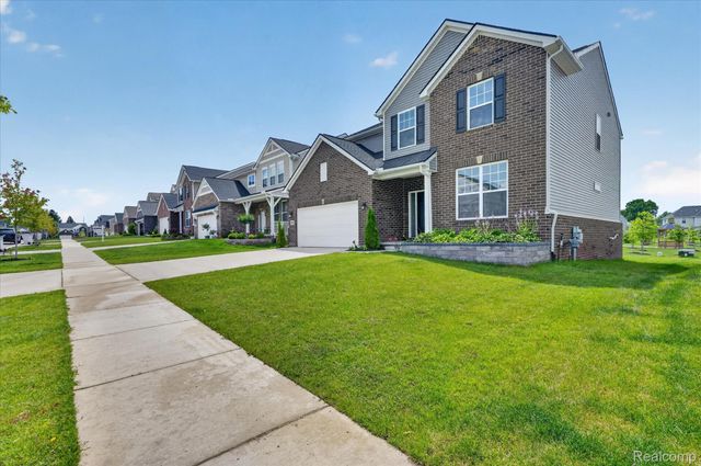 20983 Calabrese Drive, Lyon Charter Township, MI 48178