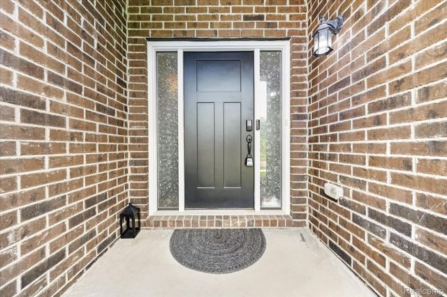 20983 Calabrese Drive, Lyon Charter Township, MI 48178