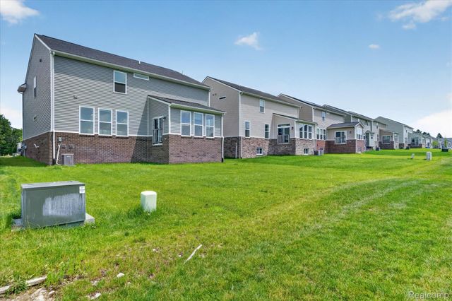 20983 Calabrese Drive, Lyon Charter Township, MI 48178