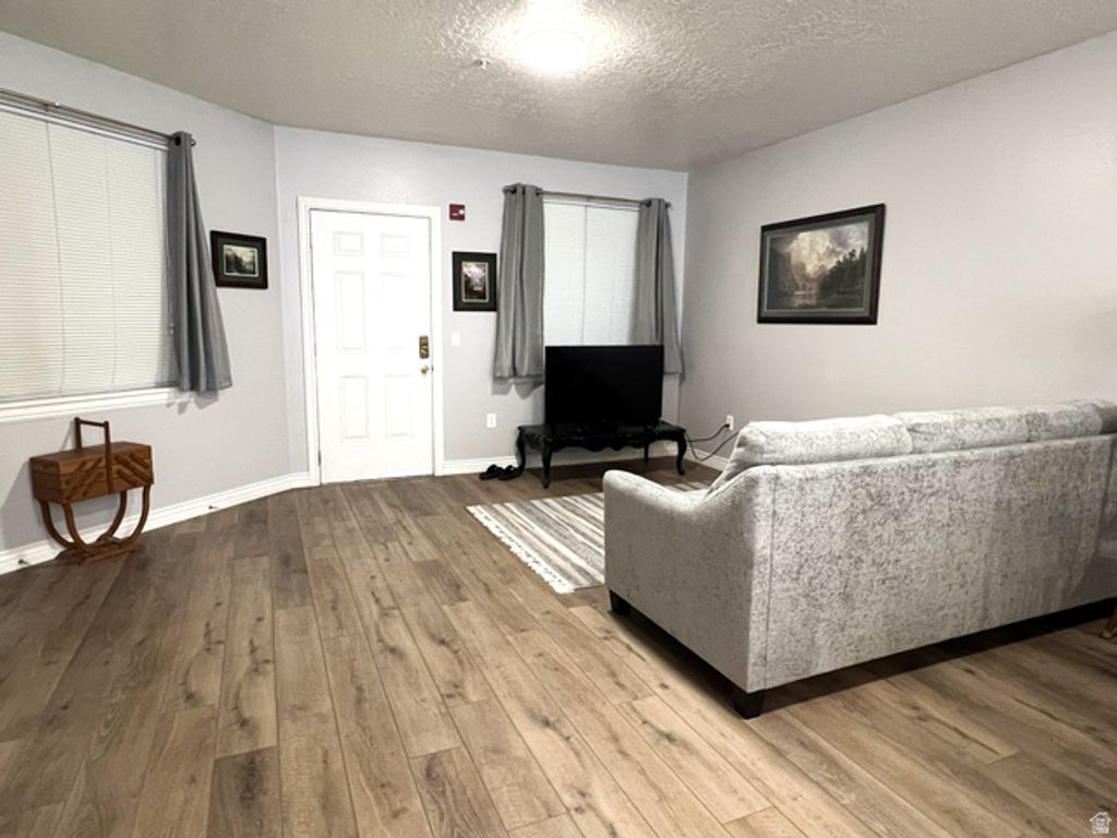Image 2 of property listing at 502 S 1040 E #C225, American Fork, UT 84003