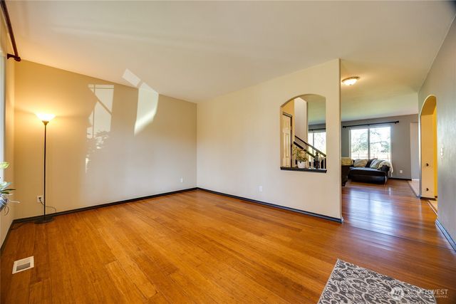 18623 87th Avenue Ct E, Puyallup, WA 98375