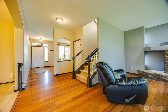 18623 87th Avenue Ct E, Puyallup, WA 98375