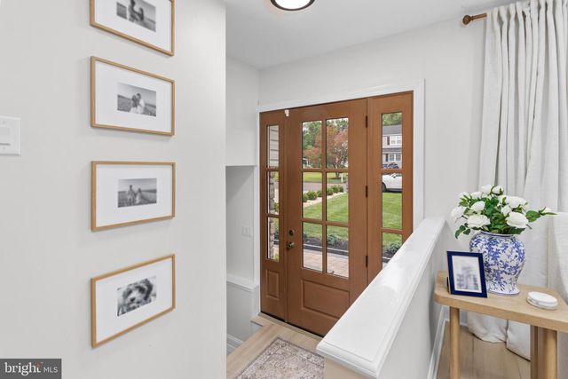 235 VALLEY DR, Morrisville, PA 19067