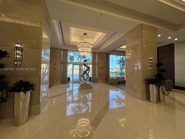 7000 Island Boulevard 2407, Aventura, FL 33160