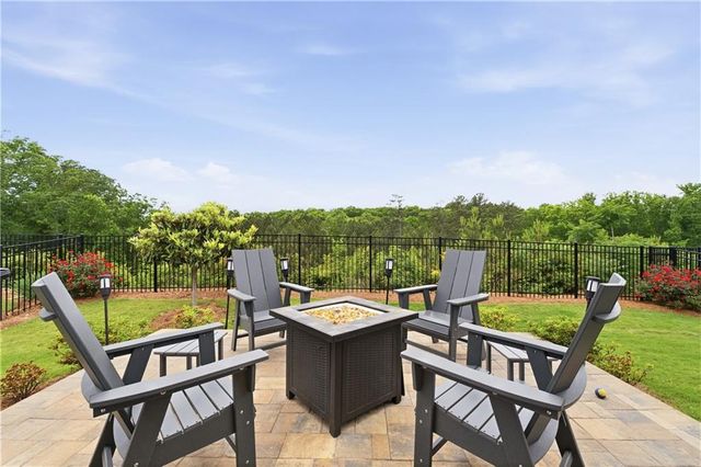 242 Hickory Bluffs Parkway, Canton, GA 30114