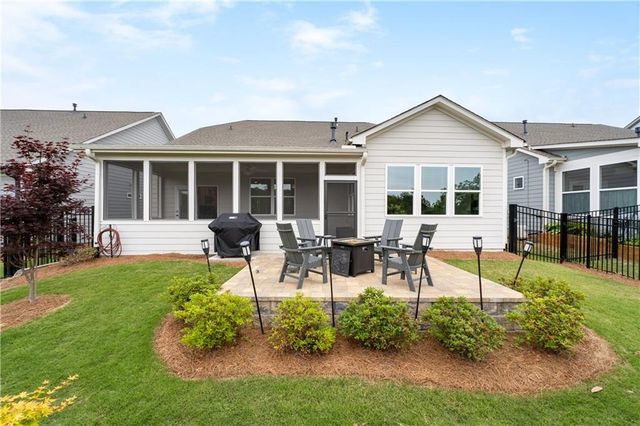 242 Hickory Bluffs Parkway, Canton, GA 30114