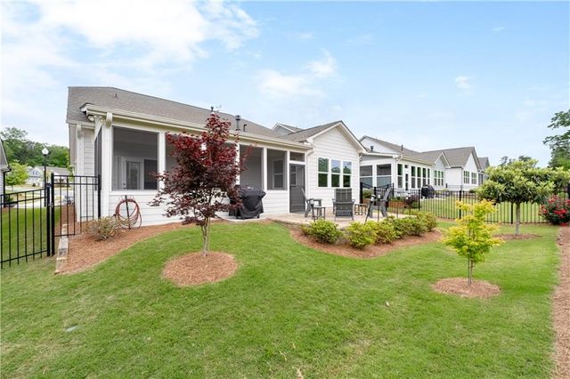242 Hickory Bluffs Parkway, Canton, GA 30114