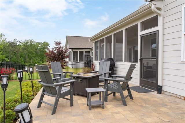 242 Hickory Bluffs Parkway, Canton, GA 30114