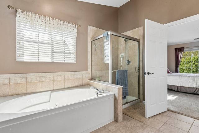 35 Oakview Court, South Elgin, IL 60177