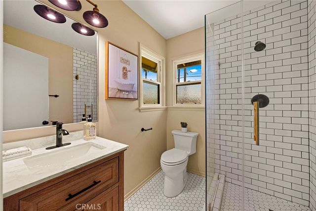 883 E Leadora, Glendora, CA 91741