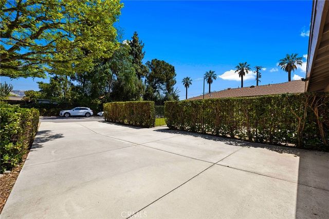 883 E Leadora, Glendora, CA 91741