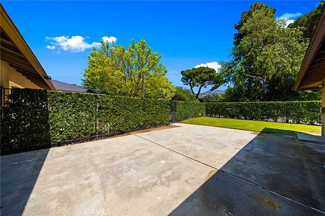883 E Leadora, Glendora, CA 91741