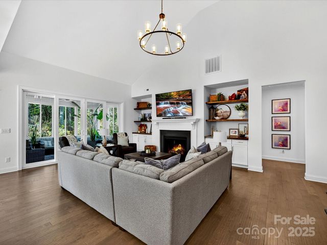 273 Country Lake Drive, Mooresville, NC 28115