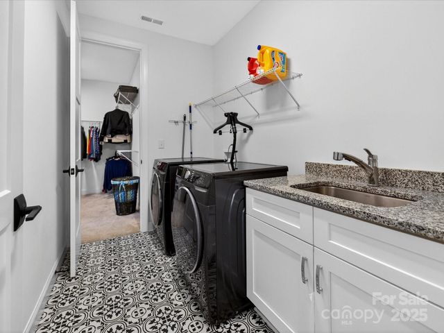 273 Country Lake Drive, Mooresville, NC 28115