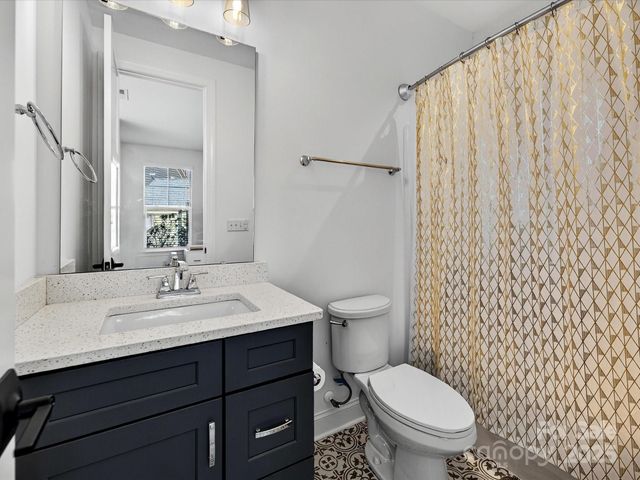 273 Country Lake Drive, Mooresville, NC 28115