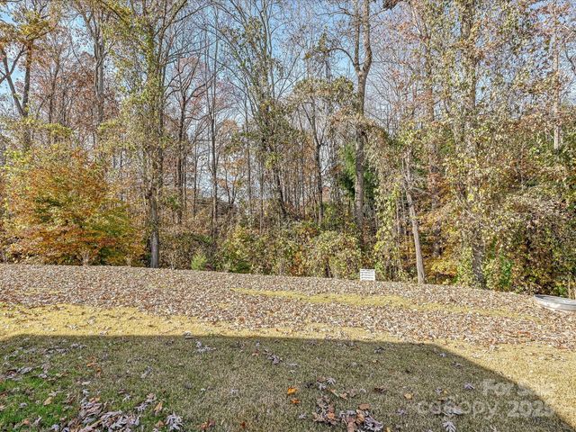 273 Country Lake Drive, Mooresville, NC 28115