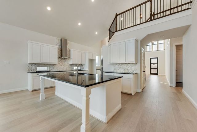 1329 Sundance Lane, Justin, TX 76247