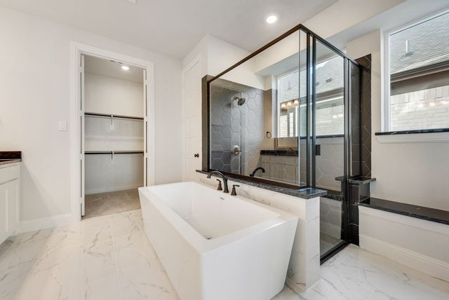 1329 Sundance Lane, Justin, TX 76247