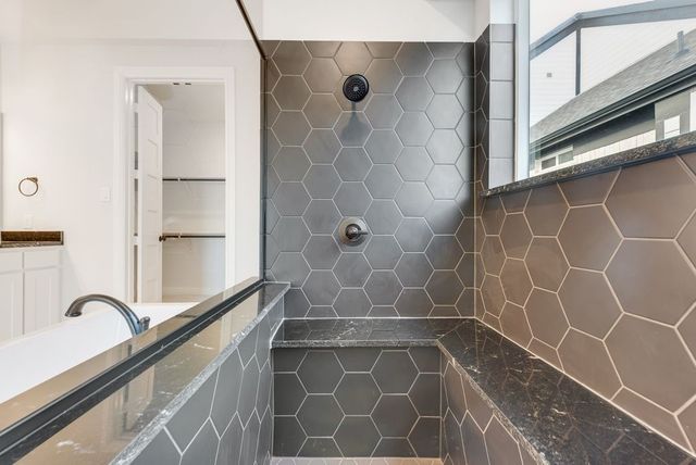 1329 Sundance Lane, Justin, TX 76247