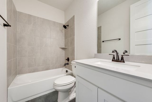 1329 Sundance Lane, Justin, TX 76247