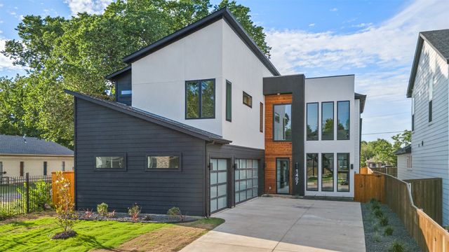 1407 Pueblo Street, Dallas, TX 75212