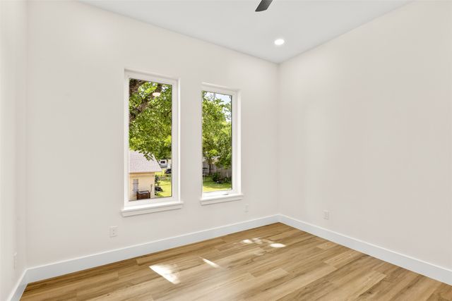 1407 Pueblo Street, Dallas, TX 75212