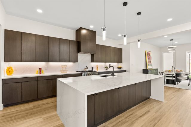 1407 Pueblo Street, Dallas, TX 75212