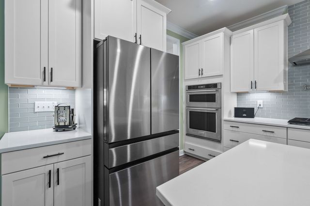 388 Bonaventure Drive, Clayton, NC 27527