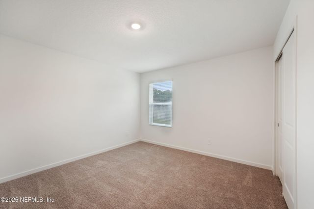 7492 QUEENSGATE Circle, Jacksonville, FL 32219