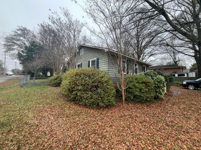 101 Union St, Gaffney, SC 29340