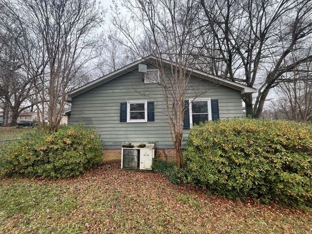 101 Union St, Gaffney, SC 29340