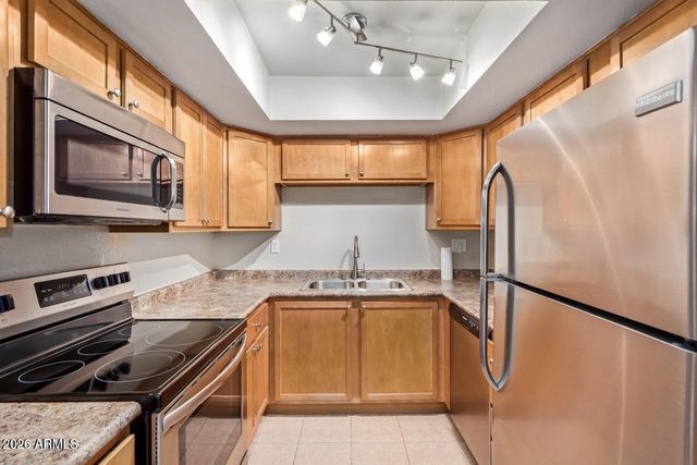 8256 E ARABIAN Trail 243, Scottsdale, AZ 85258