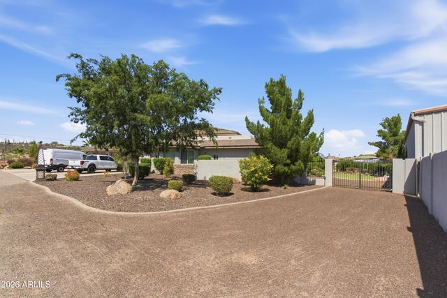 3655 W DYNAMITE Boulevard, Phoenix, AZ 85083