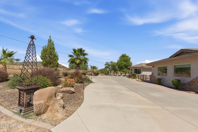 3655 W DYNAMITE Boulevard, Phoenix, AZ 85083