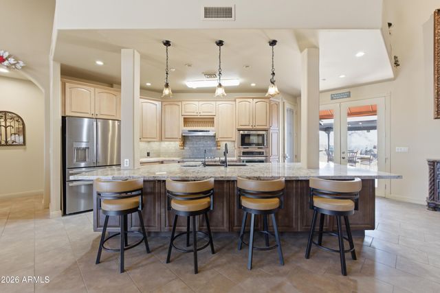 3655 W DYNAMITE Boulevard, Phoenix, AZ 85083