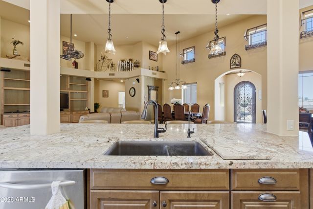 3655 W DYNAMITE Boulevard, Phoenix, AZ 85083