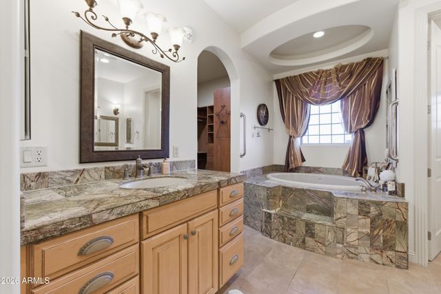 3655 W DYNAMITE Boulevard, Phoenix, AZ 85083