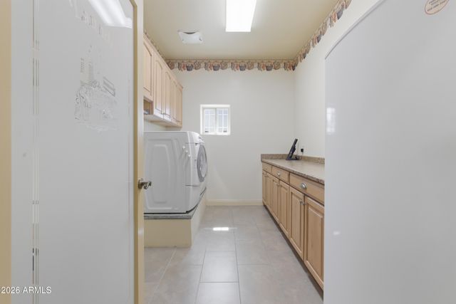 3655 W DYNAMITE Boulevard, Phoenix, AZ 85083