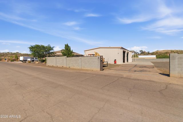 3655 W DYNAMITE Boulevard, Phoenix, AZ 85083