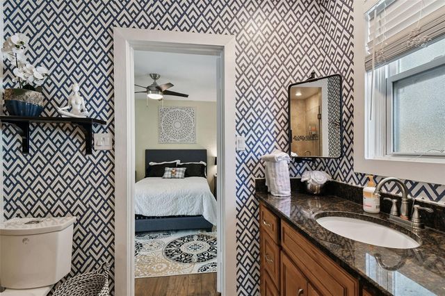 3319 W PAUL AVENUE, Tampa, FL 33611