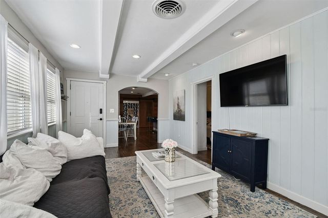 3319 W PAUL AVENUE, Tampa, FL 33611