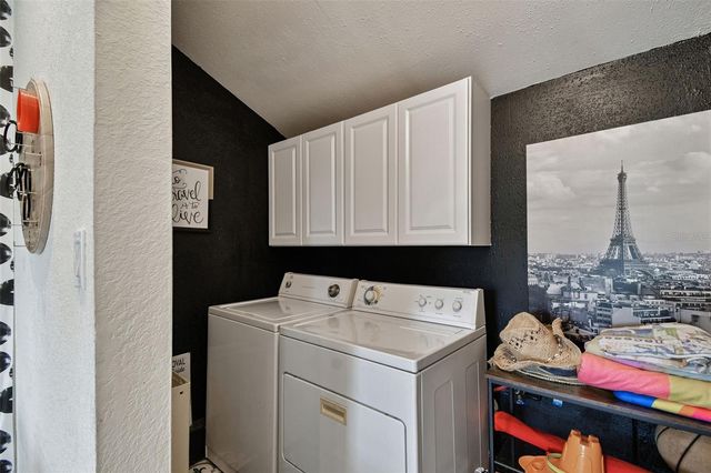 3319 W PAUL AVENUE, Tampa, FL 33611