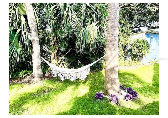 3319 W PAUL AVENUE, Tampa, FL 33611