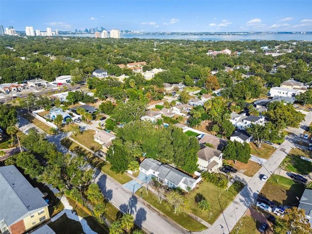 3319 W PAUL AVENUE, Tampa, FL 33611