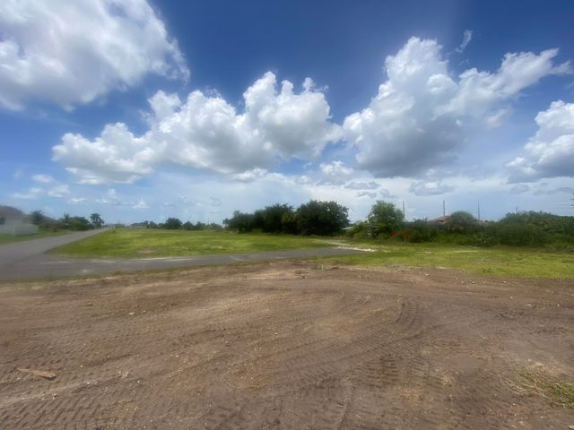 1011 NE 23RD Street, Cape Coral, FL 33909