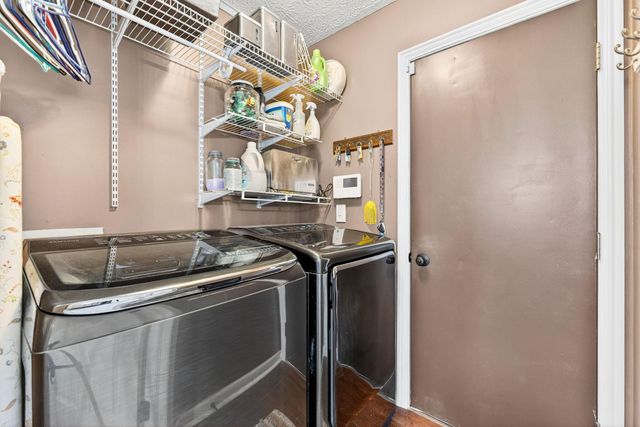 7002 Abercorn Place, Canal Winchester, OH 43110