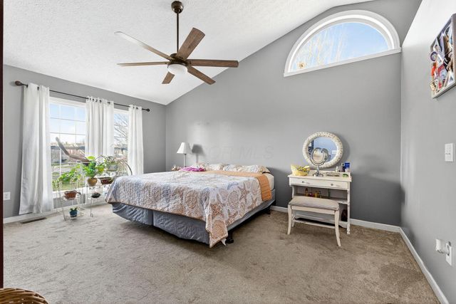 7002 Abercorn Place, Canal Winchester, OH 43110