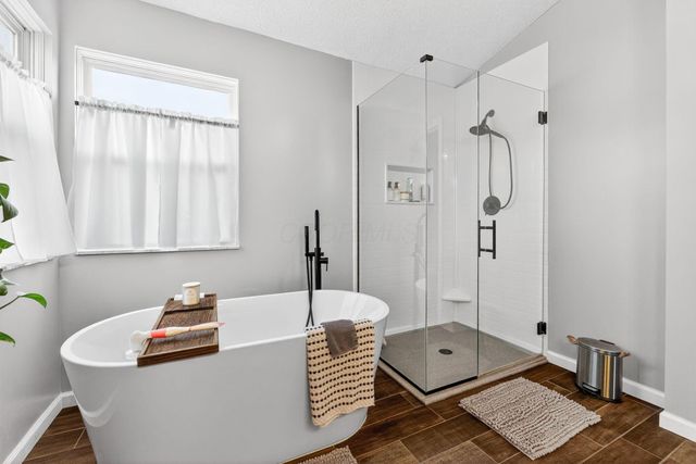 7002 Abercorn Place, Canal Winchester, OH 43110